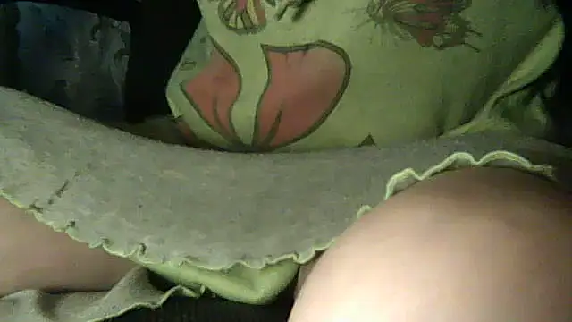 Snapshot of nastena70 chatting on 07-11-26, 01:39 nastena70 online show from 07-11-26, 01:39