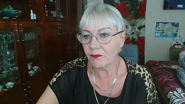 Snapshot of JenaCheim chatting on 10-15-25, 07:27 JenaCheim online show from 10-15-25, 07:27