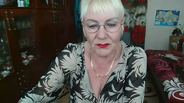 Snapshot of JenaCheim chatting on 05-05-26, 05:32 JenaCheim online show from 05-05-26, 05:32