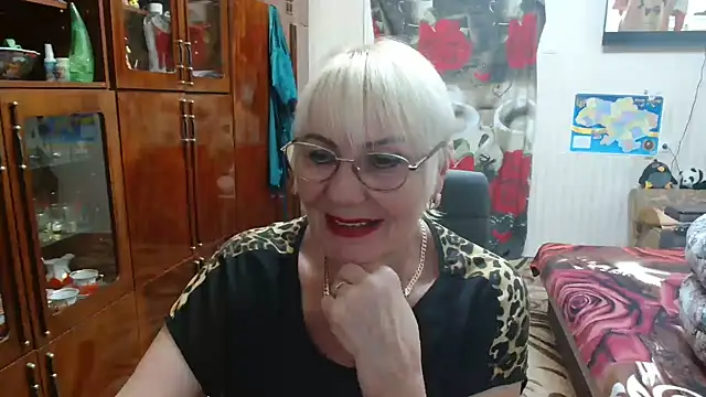 Snapshot of JenaCheim chatting on 06-03-26, 08:13 JenaCheim online show from 06-03-26, 08:13