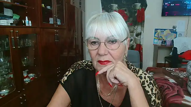 Snapshot of JenaCheim chatting on 09-15-25, 05:41 JenaCheim online show from 09-15-25, 05:41