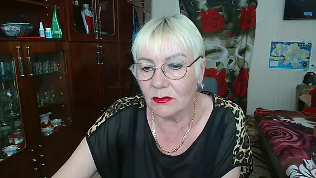 Snapshot of JenaCheim chatting on 04-20-26, 05:43 JenaCheim online show from 04-20-26, 05:43