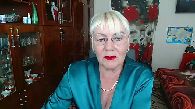 Snapshot of JenaCheim chatting on 05-16-26, 06:34 JenaCheim online show from 05-16-26, 06:34