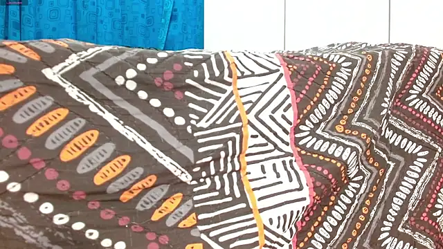 khloeHermaprodit3 online show from 04-11-26, 10:46