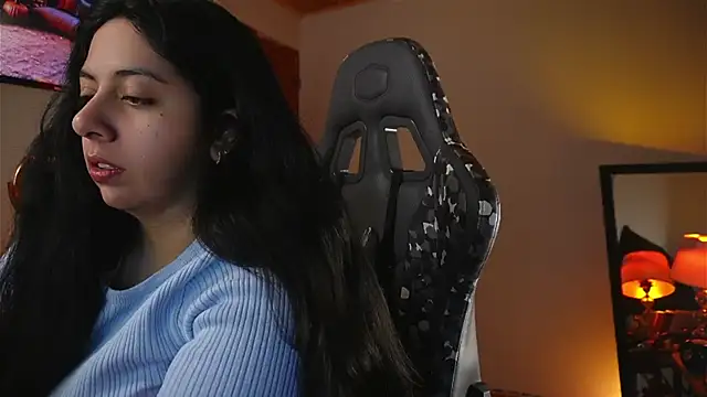 coraline latin online show from 09-30-25, 06:47