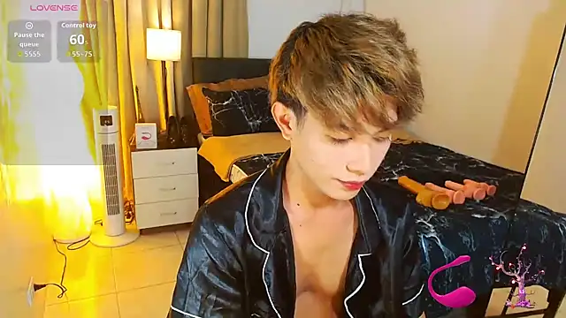 WildestTwink online show from 07-09-26, 07:02