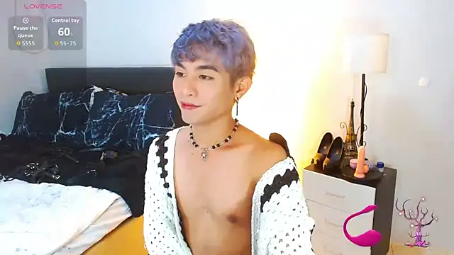 WildestTwink online show from 04-21-26, 02:01