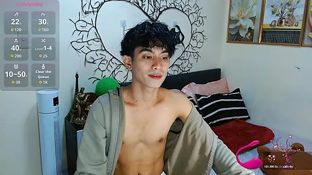 WildestTwink online show from 11-11-25, 04:57