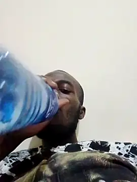 Kentcharming online show from 10-14-25, 06:08