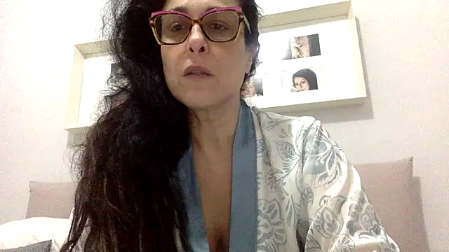 crudeliafrancy online show from 03-02-26, 05:20