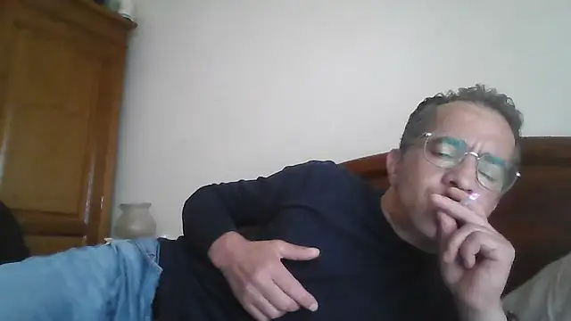 CarlosRocha73 online show from 05-03-26, 11:04