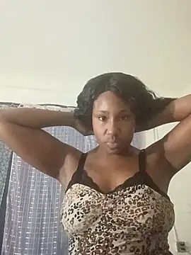 Snapshot of Xochillovemoney2 chatting on 09-30-25, 01:50 Xochillovemoney2 online show from 09-30-25, 01:50