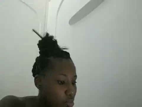 Snapshot of Xochillovemoney2 chatting on 09-09-25, 06:45 Xochillovemoney2 online show from 09-09-25, 06:45