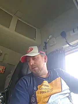 Snapshot of ktmtom247 chatting on 10-02-25, 11:13 ktmtom247 online show from 10-02-25, 11:13