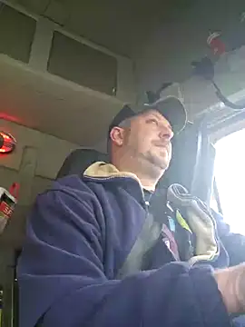 Snapshot of ktmtom247 chatting on 12-09-24, 09:28 ktmtom247 online show from 12-09-24, 09:28