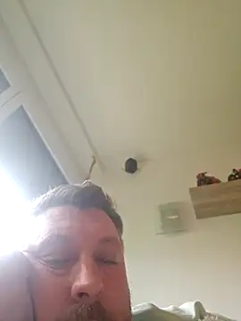 ktmtom247 online show from 12-20-25, 08:28