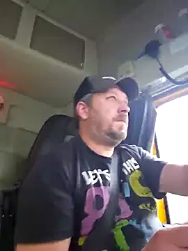 Snapshot of ktmtom247 chatting on 12-02-24, 11:40 ktmtom247 online show from 12-02-24, 11:40