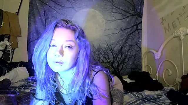 Snapshot of TEXASMARYYYJANE chatting on 01-15-25, 04:00 TEXASMARYYYJANE online show from 01-15-25, 04:00