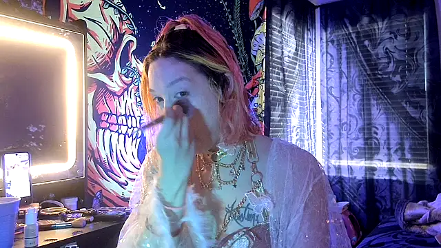 TEXASMARYYYJANE online show from 10-28-25, 03:44