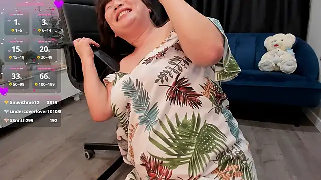 Snapshot of xLisaMeoww chatting on 02-07-25, 07:27 xLisaMeoww online show from 02-07-25, 07:27