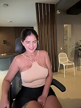 Carolina Novoa online show from 10-04-25, 10:11