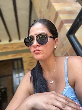 Snapshot of Carolina_Novoa chatting on 02-11-26, 06:52 Carolina Novoa online show from 02-11-26, 06:52