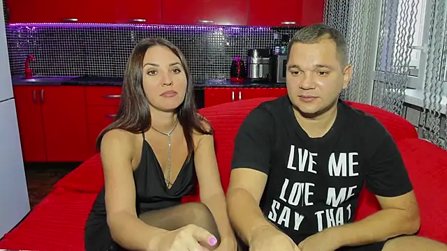 Snapshot of sladkayapara2019 chatting on 09-20-25, 06:18 sladkayapara2019 online show from 09-20-25, 06:18