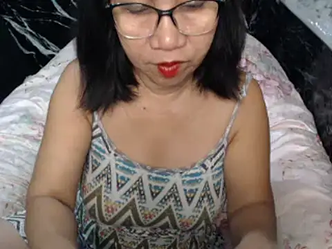 Snapshot of ASIANDOLLY4U chatting on 10-12-25, 10:33 ASIANDOLLY4U online show from 10-12-25, 10:33