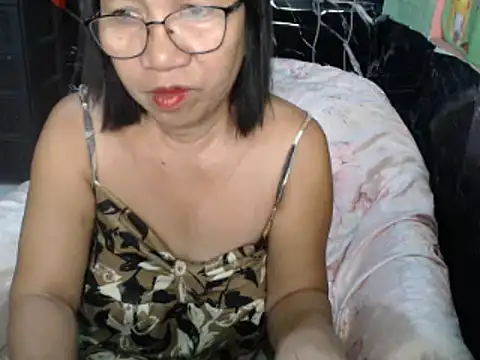 Snapshot of ASIANDOLLY4U chatting on 05-14-26, 11:13 ASIANDOLLY4U online show from 05-14-26, 11:13