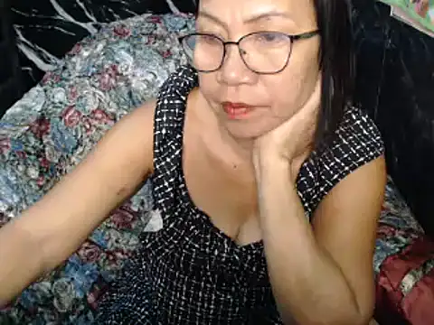 ASIANDOLLY4U online show from 03-31-26, 10:45