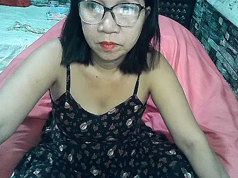 Snapshot of ASIANDOLLY4U chatting on 03-20-25, 10:51 ASIANDOLLY4U online show from 03-20-25, 10:51