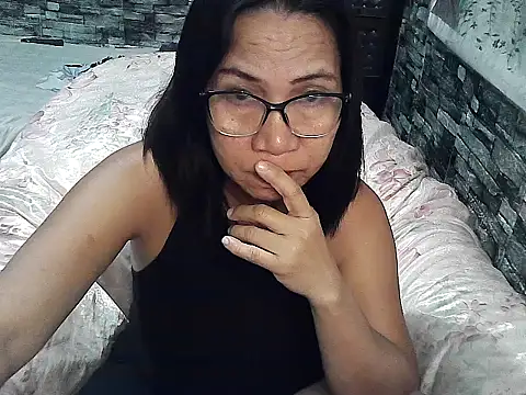 Snapshot of ASIANDOLLY4U chatting on 03-06-25, 10:36 ASIANDOLLY4U online show from 03-06-25, 10:36