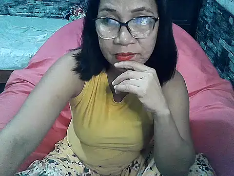 Snapshot of ASIANDOLLY4U chatting on 03-19-25, 06:46 ASIANDOLLY4U online show from 03-19-25, 06:46