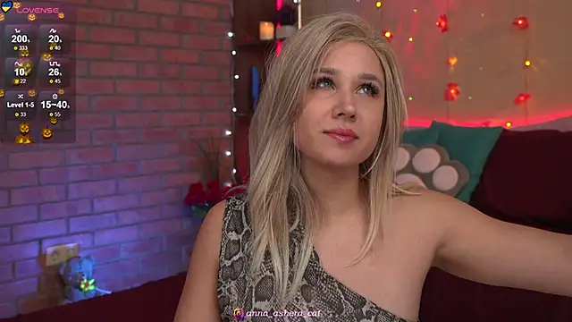 Ashera Cat online show from 11-13-25, 07:18