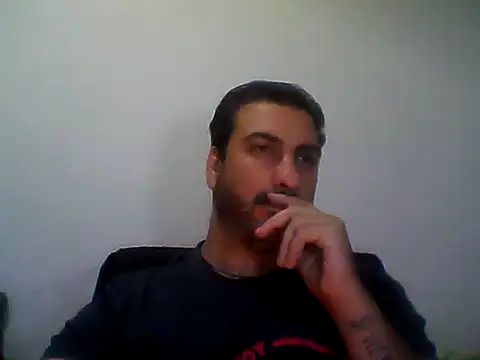 Snapshot of Italian_dark_desire chatting on 11-08-25, 03:26 Italian dark desire online show from 11-08-25, 03:26
