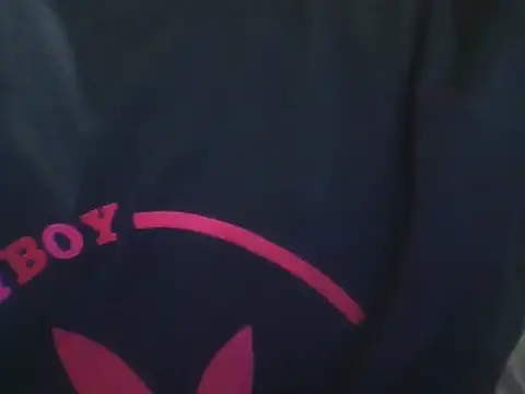 Snapshot of Italian_dark_desire chatting on 10-31-25, 10:05 Italian dark desire online show from 10-31-25, 10:05