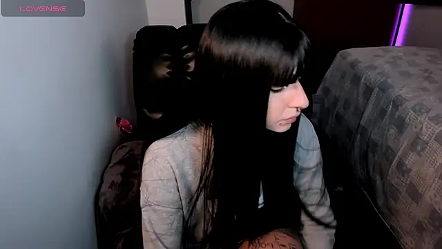 Snapshot of Fallengangel chatting on 05-12-26, 08:54 Fallengangel online show from 05-12-26, 08:54