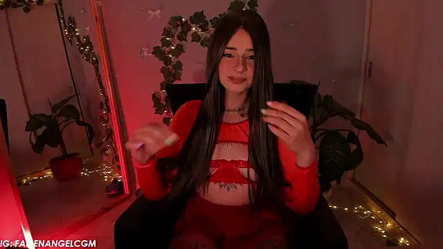 Snapshot of Fallengangel chatting on 09-27-25, 10:32 Fallengangel online show from 09-27-25, 10:32