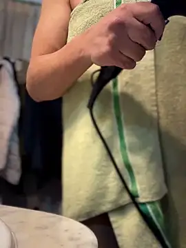 Chic desire online show from 02-17-26, 06:05