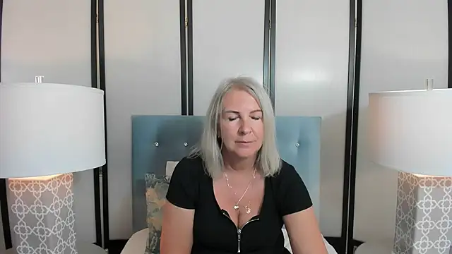 EricaTop online show from 03-17-25, 05:16