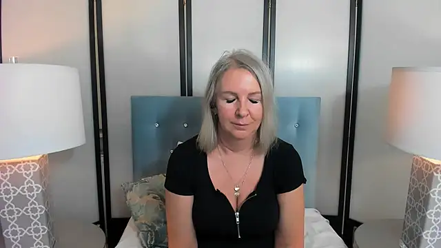 EricaTop online show from 02-26-25, 09:42