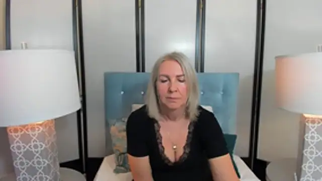 Snapshot of EricaTop chatting on 04-20-26, 05:36 EricaTop online show from 04-20-26, 05:36