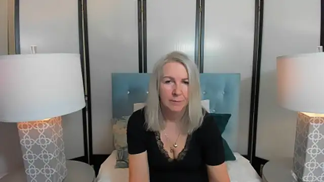 Snapshot of EricaTop chatting on 03-01-26, 06:02 EricaTop online show from 03-01-26, 06:02