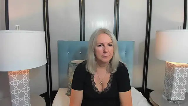 EricaTop online show from 10-23-25, 06:28