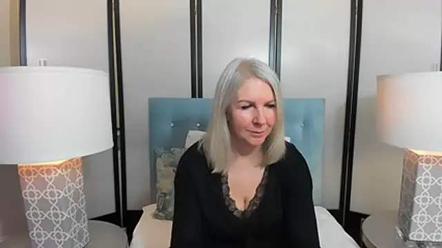 Snapshot of EricaTop chatting on 02-08-26, 06:00 EricaTop online show from 02-08-26, 06:00