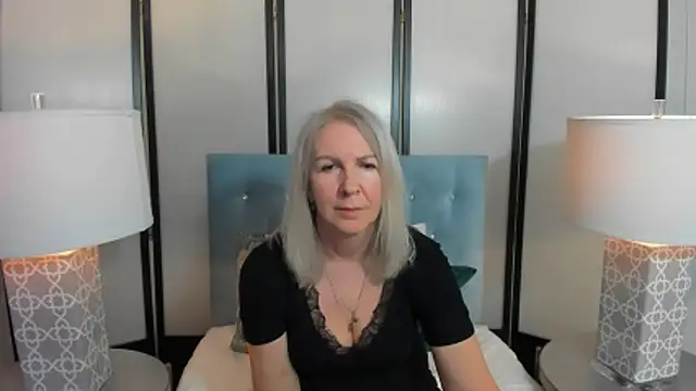 Snapshot of EricaTop chatting on 03-04-26, 06:59 EricaTop online show from 03-04-26, 06:59