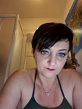 Snapshot of lucillabollente chatting on 09-15-25, 04:13 lucillabollente online show from 09-15-25, 04:13