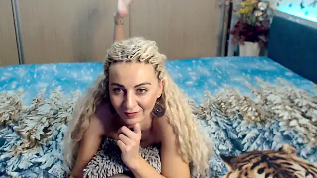 MirabelaSweet online show from 03-17-25, 09:44