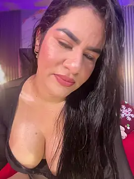 Zafira Alabi online show from 12-18-25, 03:27