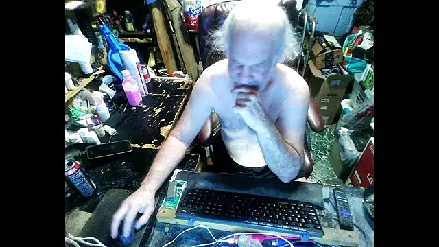 russtee online show from 01-12-26, 07:31